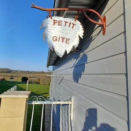 Gite Les Deux Meules Sainte-Colombe  Zewnętrze zdjęcie