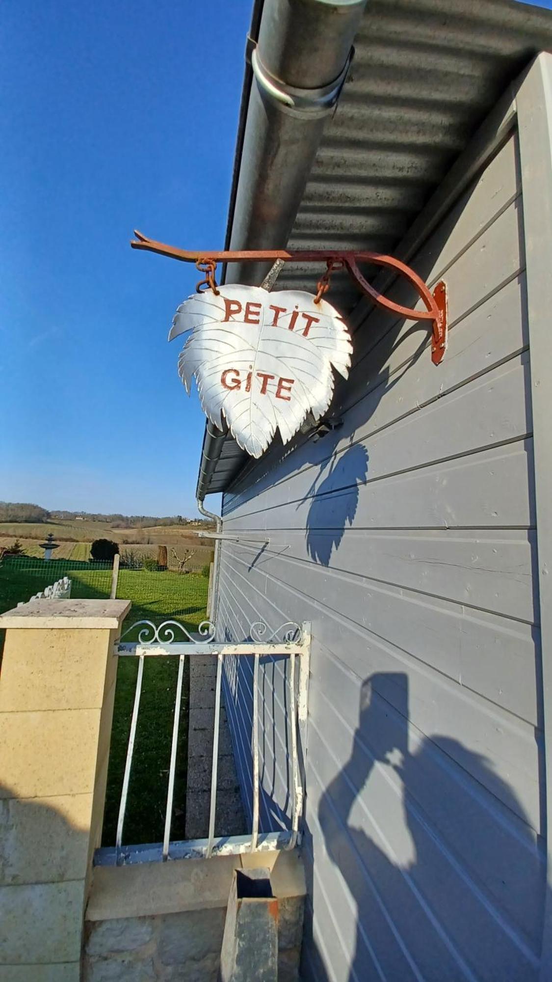 Gite Les Deux Meules Sainte-Colombe  Zewnętrze zdjęcie